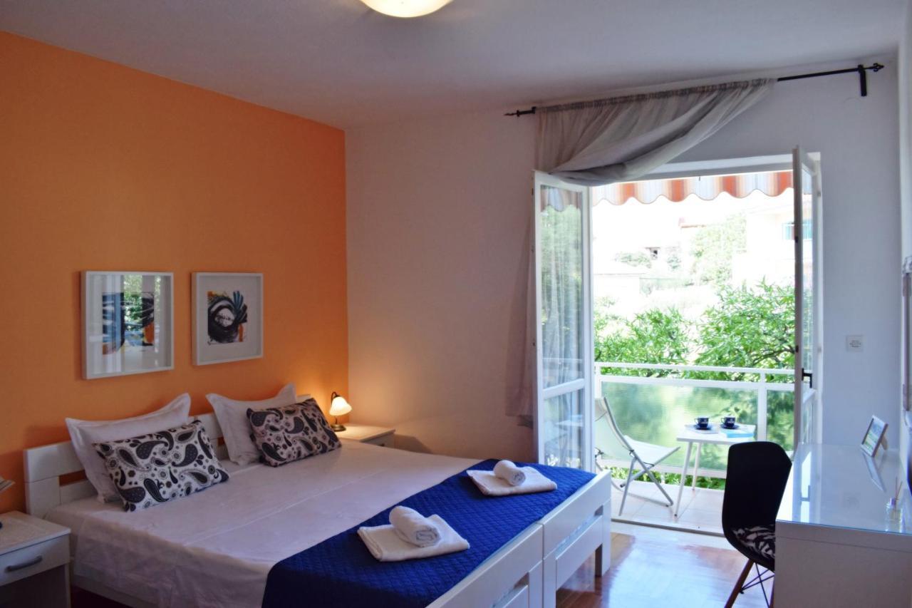 Apartamento Close To Center, Quiet, With Parking Hvar Town Exterior foto